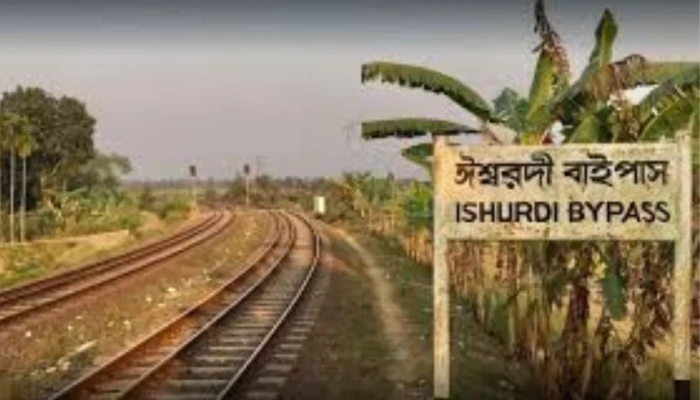নাটোরে ট্রেনে কাটা পড়ে অজ্ঞাত নারীর মৃত্যু