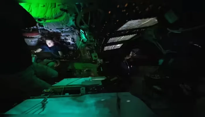 চাঁদের কক্ষপথে পৌঁছানোর প্রস্তুতি নিচ্ছেন আর্টেমিস নভোচারীরা