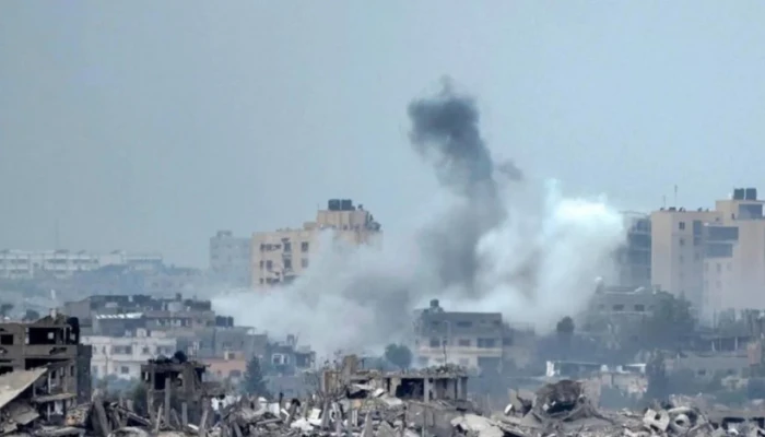 ইরান যুদ্ধের মধ্যেই গাজায় ইসরাইলের হামলা, নিহত ৩