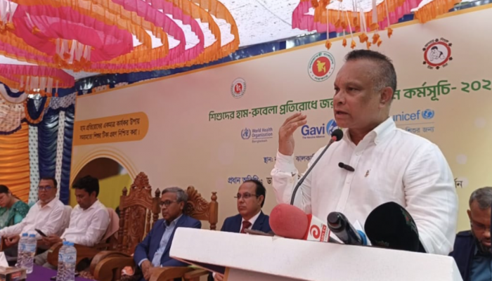 ‎অতীত সরকারের ভুলে হামের সংকট, সবাইকে একসাথে দায়িত্ব নিতে হবে — ড. জিয়াউদ্দিন হায়দার