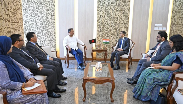 প্রধানমন্ত্রীর সঙ্গে ভারতীয় হাইকমিশনারের সাক্ষাৎ