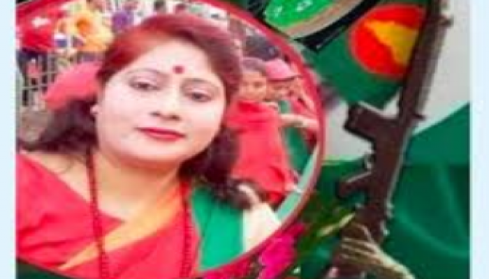 নরসুন্দরের  লালসা পড়েছে  নারীর  উপর,থানায় অভিযোগ।