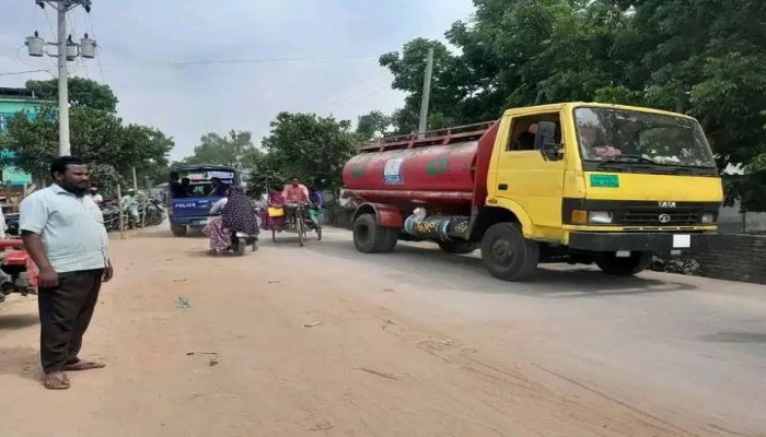 রাণীশংকৈলে জ্বালানি তেল সিন্ডিকেটের মূল হোতা আটক