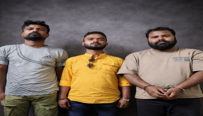 বকশীগঞ্জে কামালপুর রুটে ১,৭৯০ পিস ইয়াবাসহ ৩ মাদক ব্যবসায়ী গ্রেফতার।