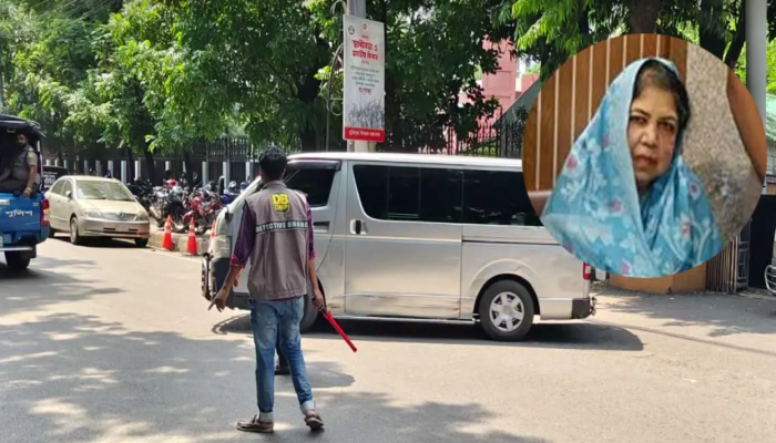 আদালতের উদ্দেশে ডিবি কার্যালয় থেকে বের করা হলো শিরীন শারমিনকে