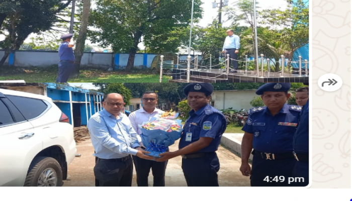 কলমাকান্দায় জেলা প্রশাসককে গার্ড অব অনার ও শুভেচ্ছা প্রদান