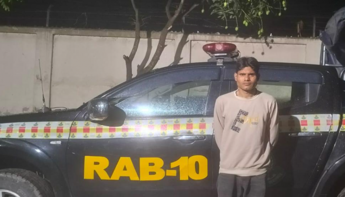 মাদক মামলায় ০৮ বছরের সাজাপ্রাপ্ত পলাতক আসামি মো: শাওন মৃধা (৩৬)’কে ফরিদপুরের কোতয়ালী থেকে গ্রেফতার করেছে র‌্যাব-১০