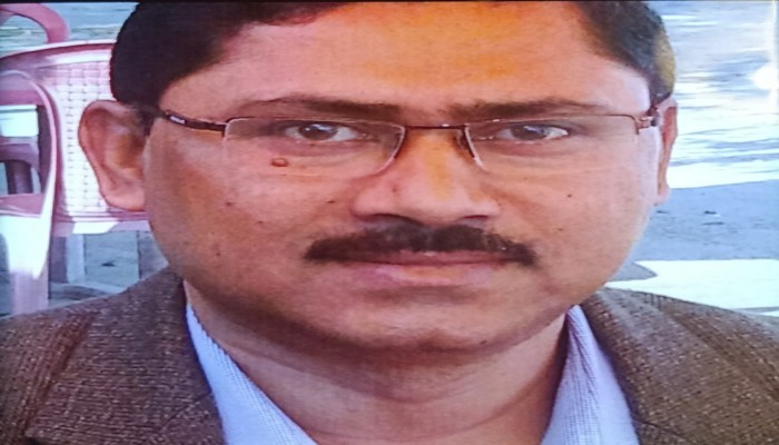 বিদেশে পরিবার, দেশে সম্পদ বিক্রি-ডা. ভাস্কর সাহাকে ঘিরে নানা গুঞ্জন, পাড়ি দিতে পারেন ভারতে