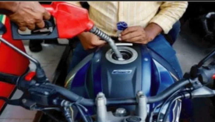 জ্বালানি তেলের জন্য থমকে গেছে কুড়িগ্রামের চরাঞ্চলের জীবন-জীবিকা