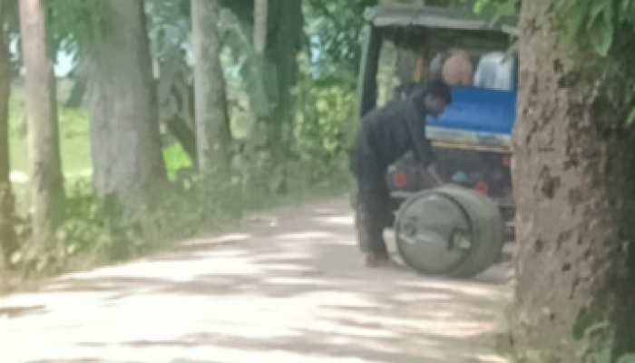 ​তেল পাচারের তথ্য দিলেও অভিযানে আগ্রহ নেই এসিল্যান্ডের, জনমনে ক্ষোভ