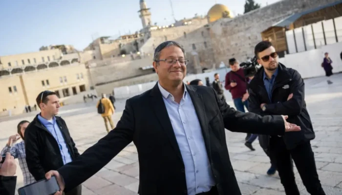 মনে হচ্ছে আমি আল-আকসার মালিক: ইসরাইলি মন্ত্রী