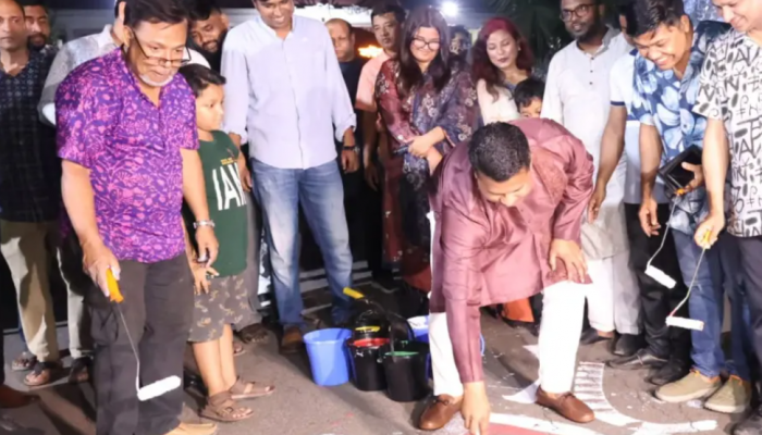 আল্পনা উৎসবে রঙিন চট্টগ্রাম সার্কিট হাউস থেকে ডিসি হিল