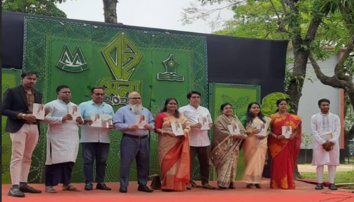 মুরারিচাঁদ কলেজ বইমেলায় পান্না রানী রায়ের দুটি কাব্যগ্রšে’র মোড়ক উন্মোচন