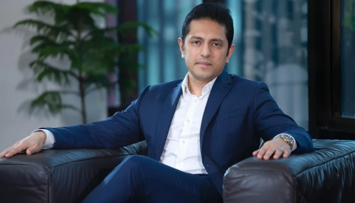 এখনই পদক্ষেপ নিন, নইলে পতন ঠেকানো কঠিন হবে