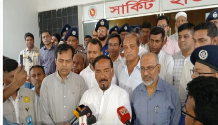 ​গণতন্ত্র ছাড়া বাংলাদেশের মুক্তি বা সমৃদ্ধি সম্ভব নয় : বরিশালে স্পিকার