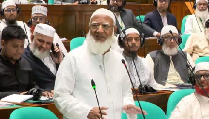 ট্রেজারি বেঞ্চের কিছু সদস্যের অশালীন অঙ্গভঙ্গি আমার বিবেকে আঘাত করেছে