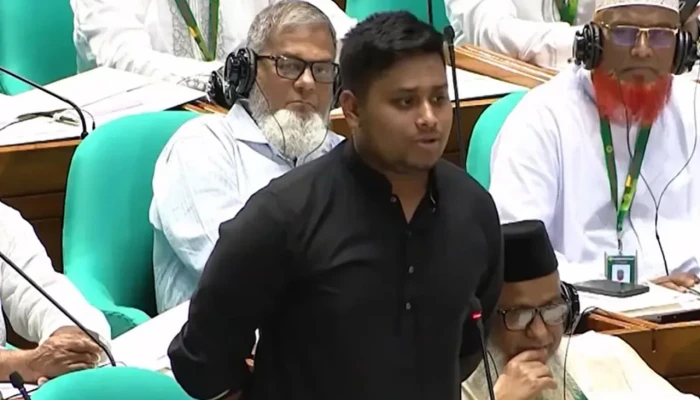 কার্টুন শেয়ার করায় গ্রেপ্তার প্রসঙ্গে সংসদে হাসনাত আবদুল্লাহর ক্ষোভ