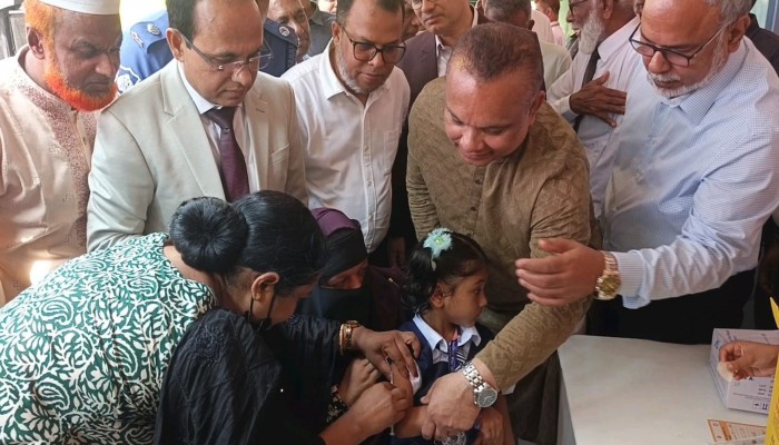 ‎হাম প্রতিরোধে টিকাদান কর্মসূচিতে সমন্বিত উদ্যোগের মাধ্যমে দ্রুত পদক্ষেপ নিয়েছে সরকার - ড. জিয়াউদ্দিন হায়দার