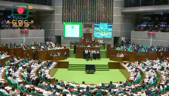 ৬ শর্ত মেনে সংসদ অধিবেশন সরাসরি দেখতে পারবেন শিক্ষার্থীরা