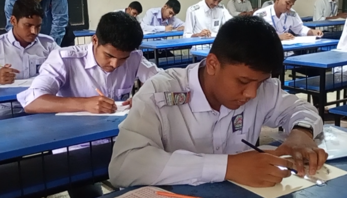 ​ফুলবাড়ীতে এসএসসি পরীক্ষায় প্রথম দিনে অনুপোস্থিত ২৭ জন পরীক্ষার্থী