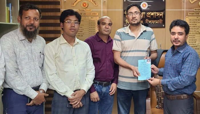 কিশোরগঞ্জে ফুয়েল কার্ড ছাড়া মিলবে না তেল