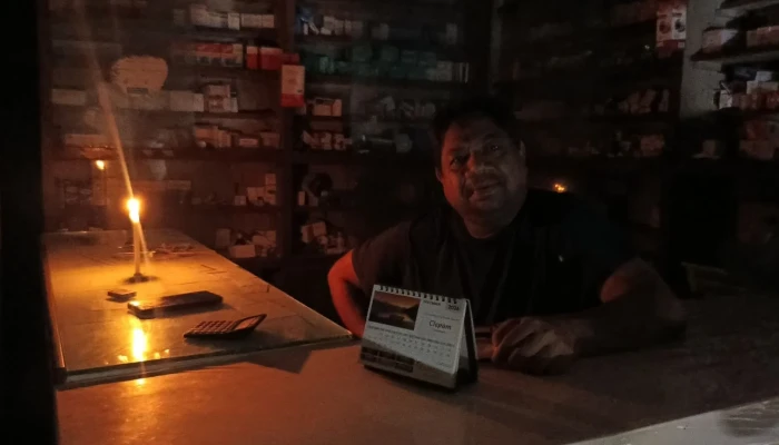 কাপ্তাইয়ে লোডশেডিংয়ে অতিষ্ঠ এসএসসি পরীক্ষার্থীরা