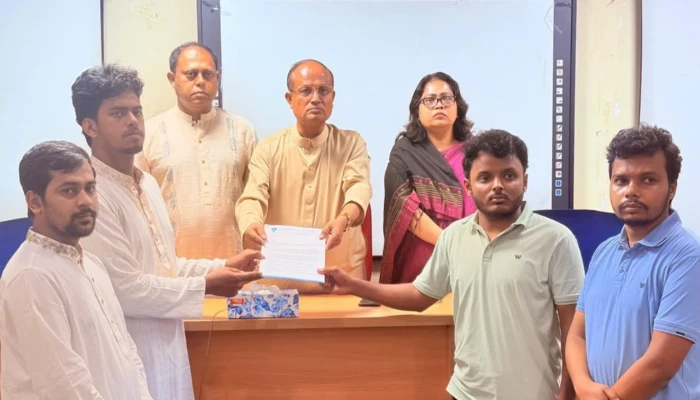 দোষী সাব্যস্ত হলে হামলাকারীদের বহিষ্কার করা হবে: ঢাবি উপাচার্য