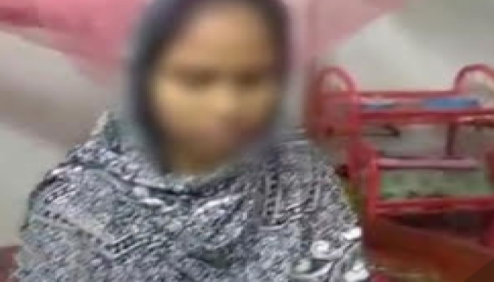 কুড়িগ্রামে সাবেক স্বামীকে নিতে গিয়ে সংঘর্ষ, মাইক্রোবাস ভাঙচুরে আহত ৩