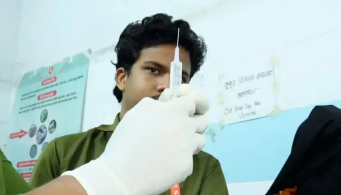 টিকার মজুত নিয়ে ধোঁয়াশা, সংকট মরণব্যাধি জলাতঙ্কের টিকার