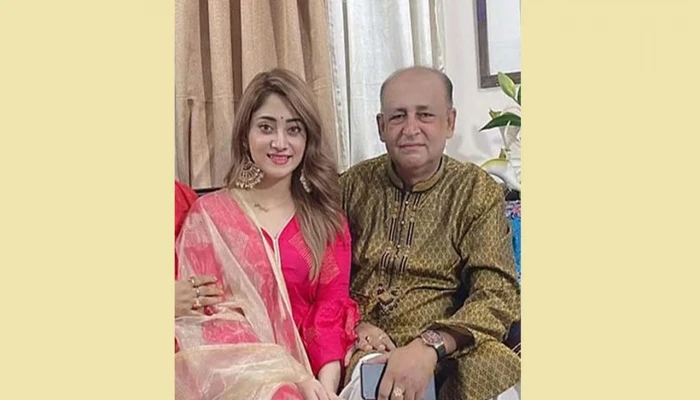 টাকা আত্মসাতের অভিযোগে কারাগারে পূজা চেরির বাবা