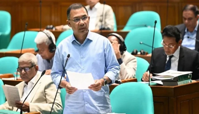 পুলিশসহ জরুরি সেবা তেল রেশনিংয়ের বাইরে রাখা হয়েছে