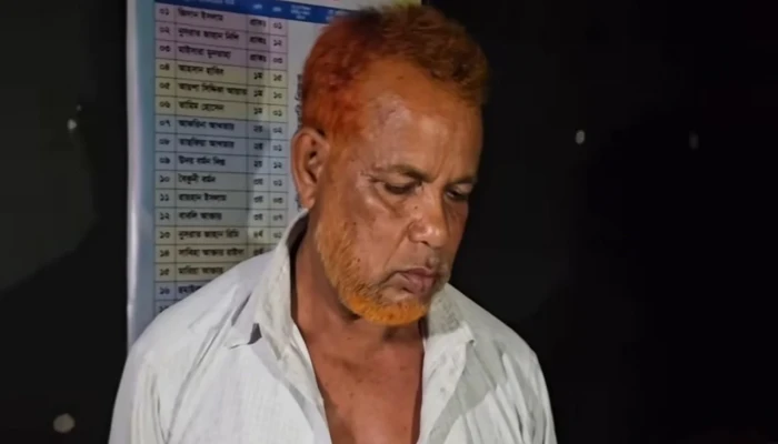 ছাত্রীর শ্লীলতাহানির অভিযোগে প্রধান শিক্ষক আটক