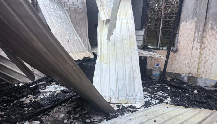 চৌদ্দগ্রামে মাদক ব্যবসায়ীদের দ্বন্দ্বে বাড়িতে হামলা, অগ্নিসংযোগ