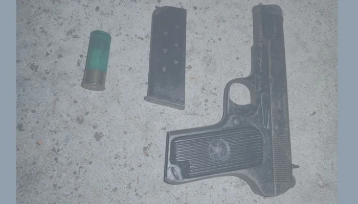 সিদ্ধিরগঞ্জ থানা থেকে লুট হওয়া পিস্তল ও গুলি উদ্ধার