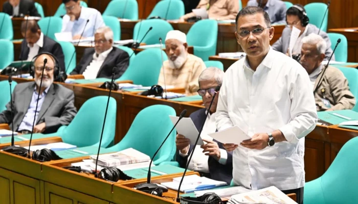 ফ্যামিলি কার্ড রাষ্ট্রের বিনিয়োগ, মূল্যস্ফীতি কমবে: সংসদে প্রধানমন্ত্রী