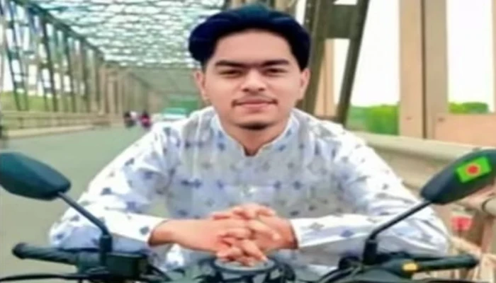 মোটরসাইকেল দুর্ঘটনায় স্বামী-স্ত্রী নিহত