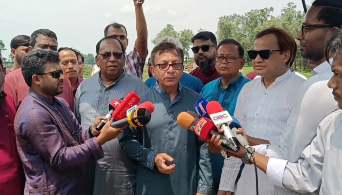 অন্য দেশের তুলনায় খুবই সামান্য বেড়েছে জ্বালানি তেলের দাম