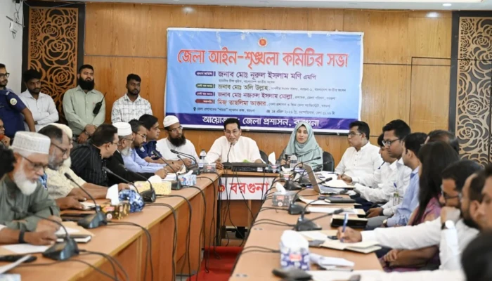 দেশের উন্নয়নে প্রশাসনের আন্তরিকতা প্রয়োজন: চীফ হুইপ