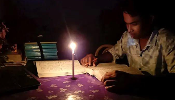 কুড়িগ্রামের দুই উপজেলা টানা ২২ ঘণ্টা বিদ্যুৎহীন