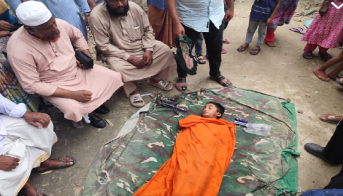 ​নাটোরের বড়াইগ্রামে পানিতে ডুবে দুই স্কুলছাত্রের মৃত্যু