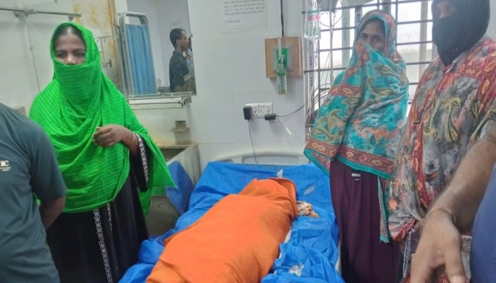 বিয়ের এক বছর পার হতেই বজ্রপাতে নিভে গেল মুন্নীর সংসার