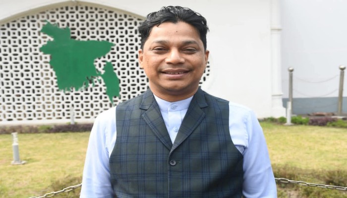 ময়নামতি উচ্চ বিদ্যালয় ও কলেজের সভাপতি হলেন সাংবাদিক নেতা দিদার