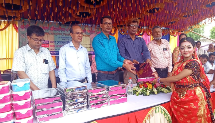​জামালপুরে প্রাথমিক শিক্ষা পদক প্রতিযোগিতা ও পুরস্কার বিতরণী অনুষ্ঠান অনুষ্ঠিত