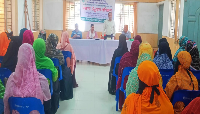 কাউখালীতে বিআরডিবির দক্ষতা উন্নয়ন প্রশিক্ষণ উদ্বোধন/আত্মকর্মসংস্থানে নারীদের দক্ষতা বৃদ্ধির উদ্যোগ