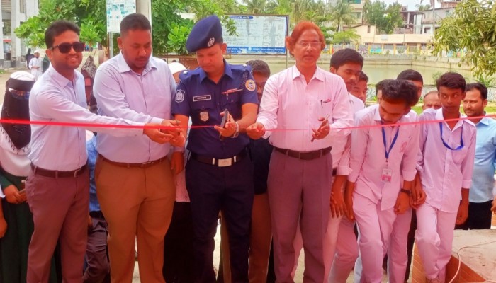 কাউখালীতে স্টার্টআপ, বিজ্ঞান প্রকল্প ও উদ্ভাবনী ধারণা প্রদর্শনী অনুষ্ঠিত