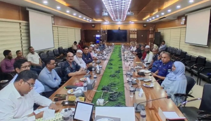 ৫ জেলার পরিবহন ধর্মঘট প্রত্যাহার করেছে বাস মালিক সমিতি