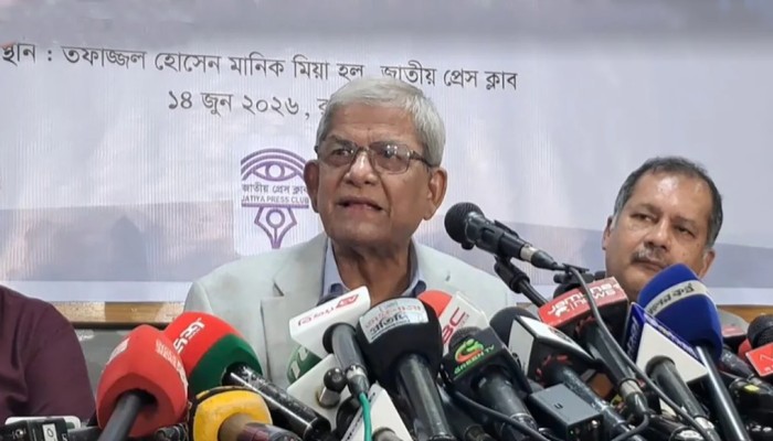 বিজনেস হাউজের প্রতিনিধি হয়ে গেছে মিডিয়া- মির্জা ফখরুল ইসলাম আলমগীর
