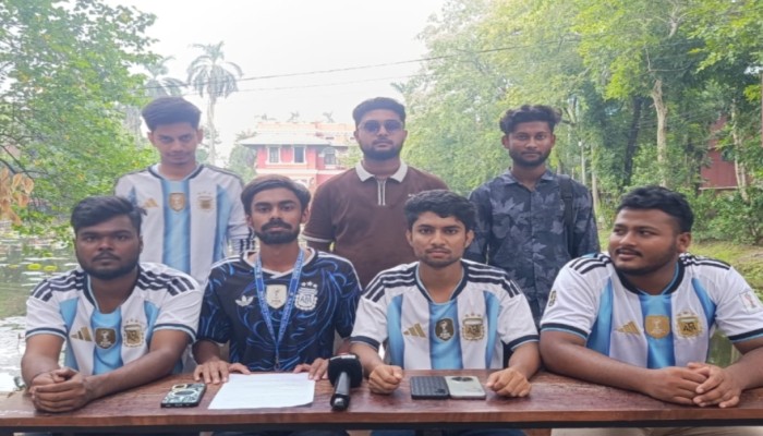 আর্জেন্টিনা সমর্থকের ছবিতে AI দিয়ে ব্রাজিলের জার্সি পরিয়ে পোস্ট করার প্রতিবাদে সংবাদ সম্মেলন