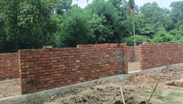 ভালুকায় চাঁদার দাবিতে বাড়ি নির্মানে বাধা নির্মান কাজ বন্ধ অসহায় পরিবারের