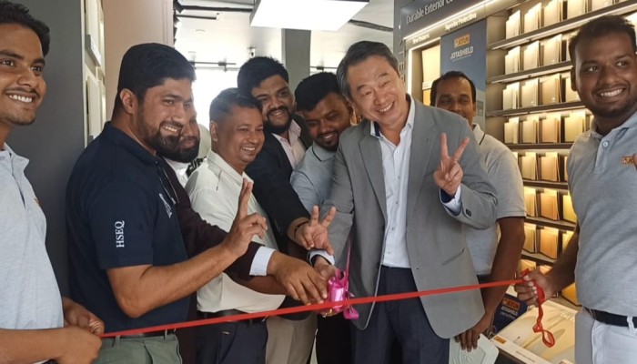 সিরাজদিখানের নিমতলায় ১০০ বছরের ঐতিহ্যবাহী ব্র্যান্ড 'জতুন'-এর শোরুম উদ্বোধন